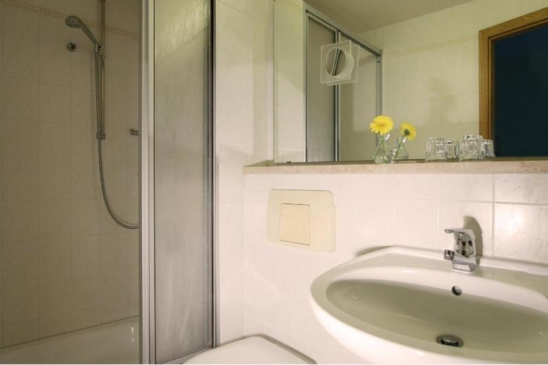 Gaestehaus Hohe Tannen Garmisch-Partenkirchen Phòng bức ảnh