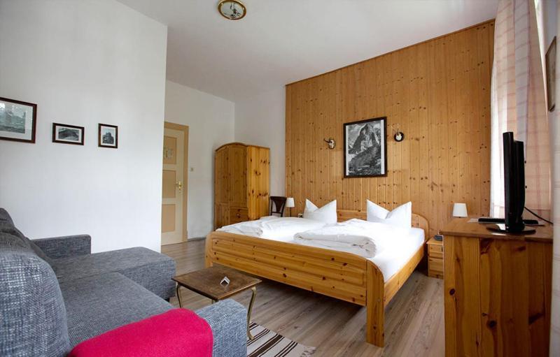 Gaestehaus Hohe Tannen Garmisch-Partenkirchen Ngoại thất bức ảnh
